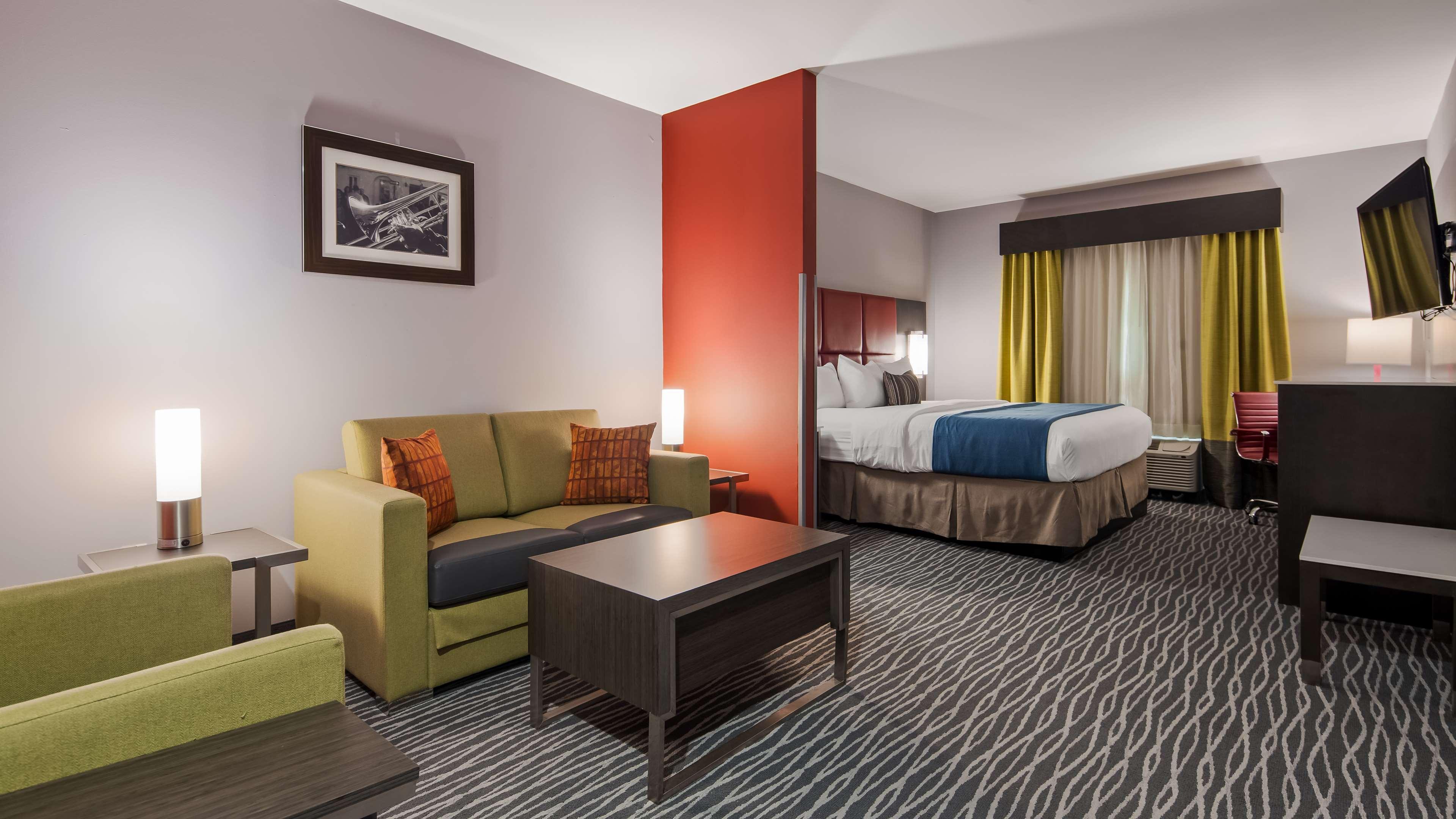 Best Western Plus Sherwood Park Inn & Suites Екстер'єр фото